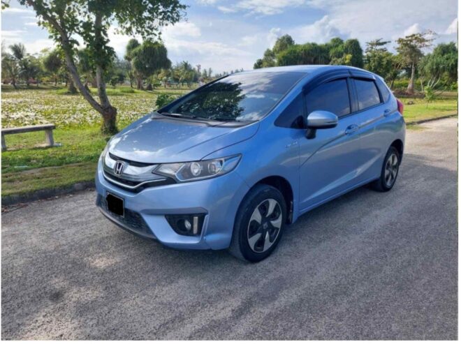 Honda fit 2016 in excellent condition
